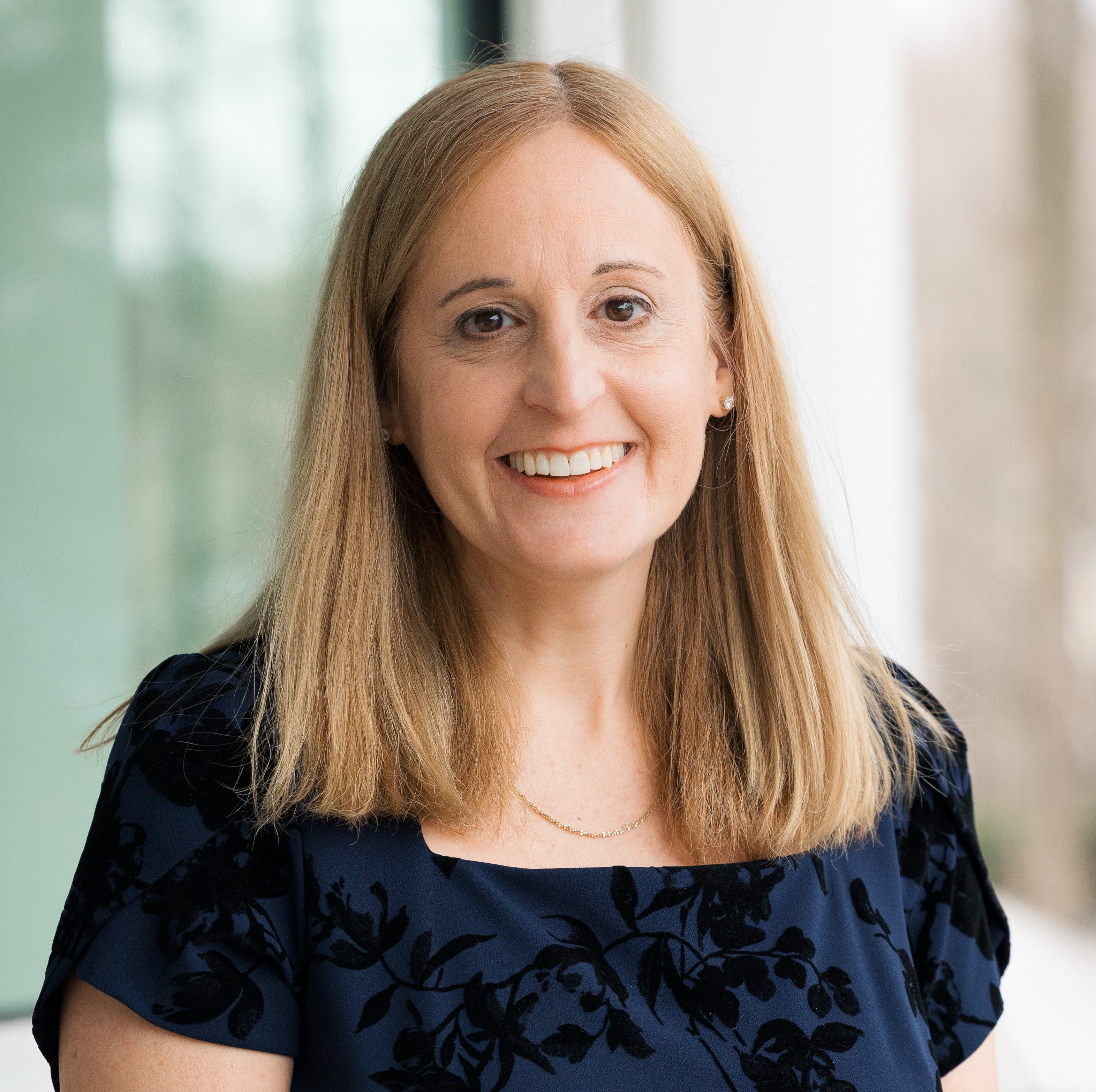 Image of Mara Schonberg 