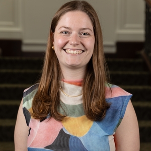 Connie Angell-James' headshot