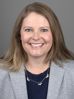 Carolyn Alonso headshot