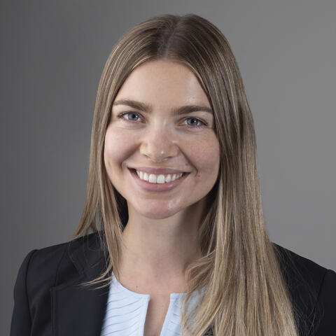 Dr. Annika Grupp