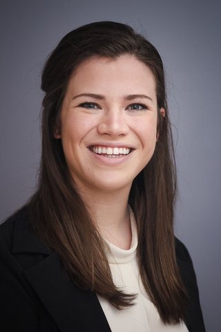 KG Kompa Headshot