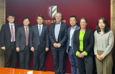 Zeidel lab members and members of the Center for Myokine Convergence Research