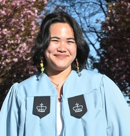 Laura Torre head shot