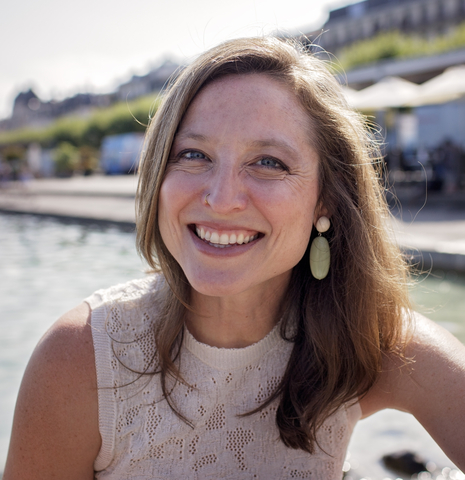 Rebecca Luckett Headshot