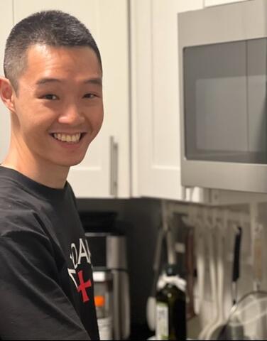 Gene Huang Headshot