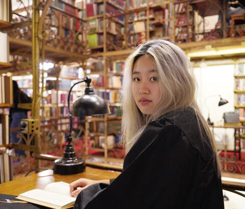 Shirley Chen Headshot