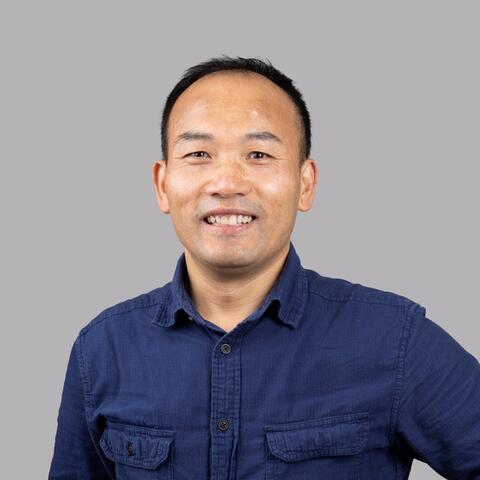 Zhenlong Chen
