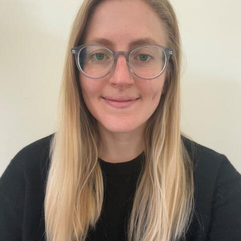 Emily Wolfson Headshot