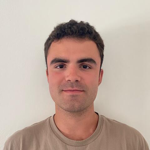 Photo of HMS student Lorenzo Arvanitis, BS