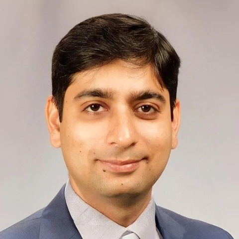 Sarju Ganatra headshot