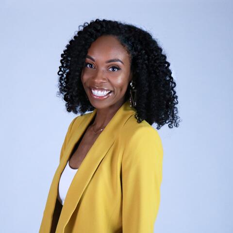 Brittne Halford headshot