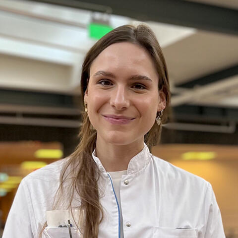 Isa Galen, MD
