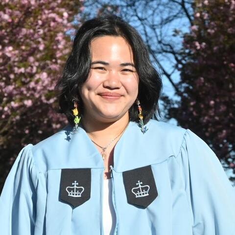 Laura Torre head shot