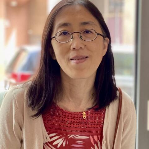 Hua Xu, Senior Research Associate in the Grey Lab, Division of Gastroenterology at BIDMC
