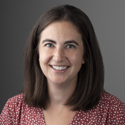Elysia Larson Headshot