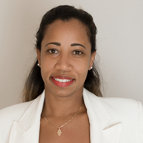 Nabila Youssouf Headshot