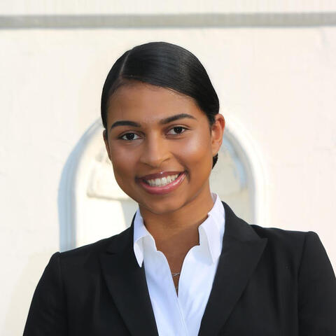 Lacey Foster portrait