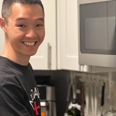 Gene Huang Headshot