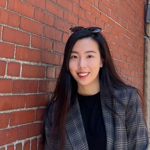 Shan (Chloe) He Headshot