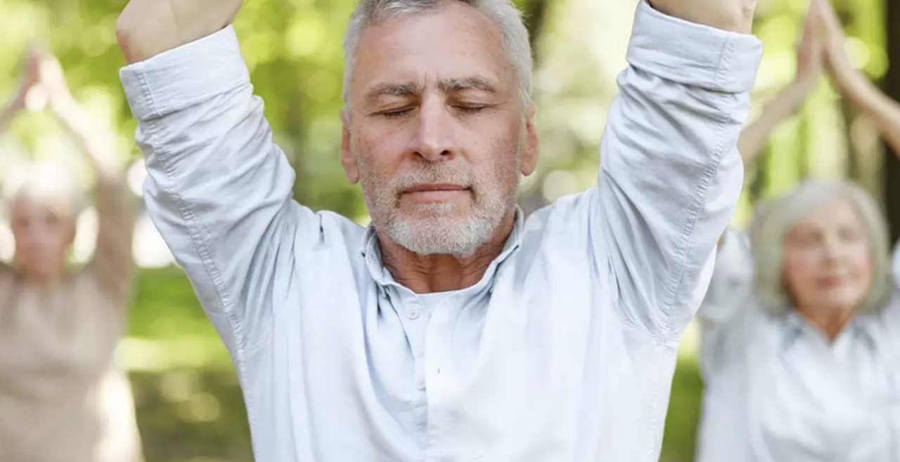 more people doing tai chi
