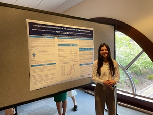 Amanda Grundmann presenting her poster